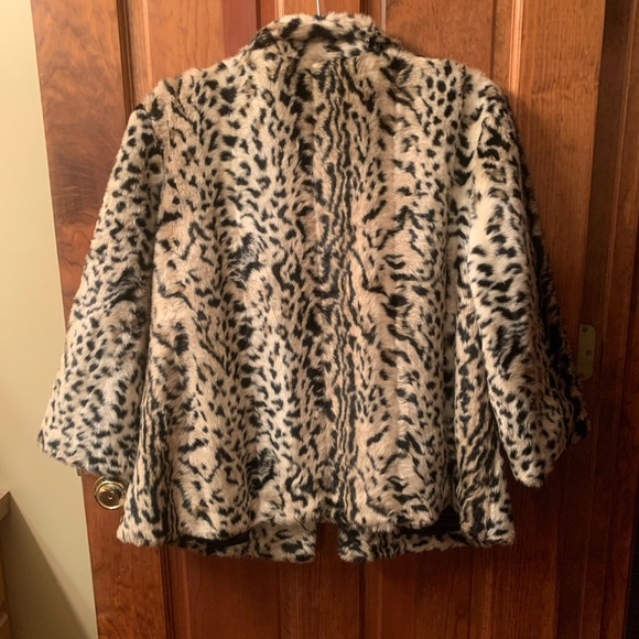 CHICO, FUR LEOPARD JACKET. Size 2 or 12 Large. 3/4 sleeves, BEAUTIFUL and SOFT. - Picture 4 of 4